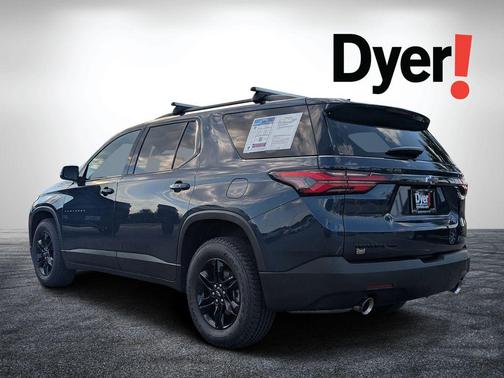 Northsky Blue Metallic 2022 Chevrolet Traverse LS