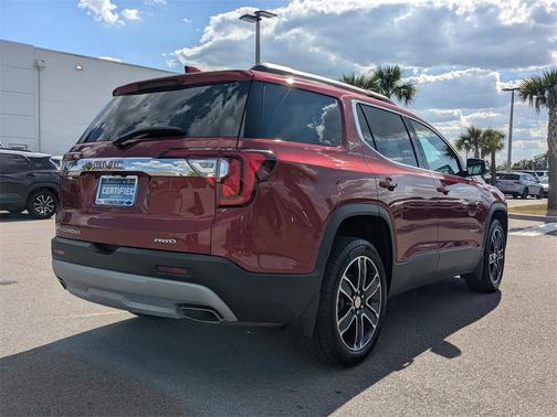 2023 GMC Acadia AWD SLT