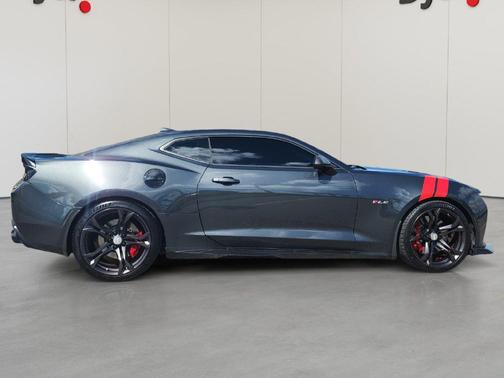 Nightfall Gray Metallic 2018 Chevrolet Camaro 1SS