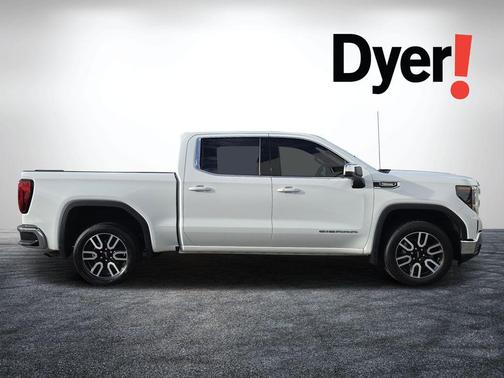 Summit White 2025 GMC Sierra 1500 SLE
