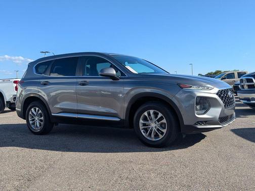 2019 Hyundai SANTA FE SE 2.4