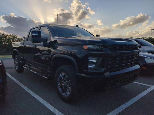 2022 Chevrolet Silverado 2500 Custom