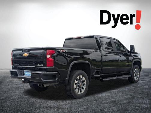 Black 2022 Chevrolet Silverado 2500 Custom