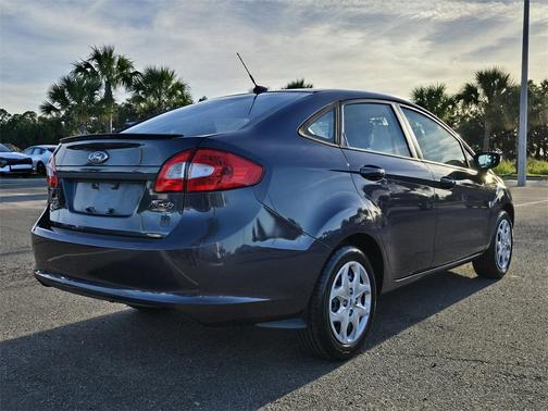 2013 Ford Fiesta SE