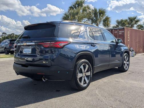 Northsky Blue Metallic 2022 Chevrolet Traverse LT Leather