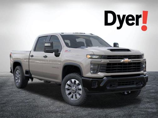 Summit White 2026 Chevrolet Silverado 2500 Custom