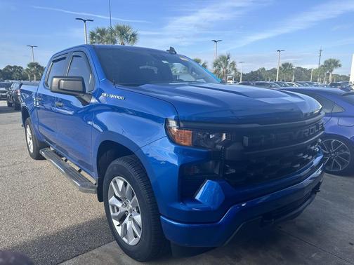 2022 Chevrolet Silverado 1500 Custom