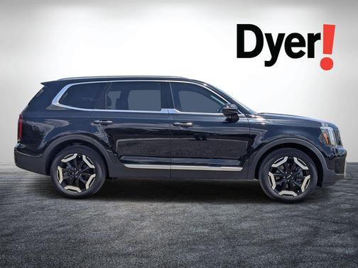 Ebony Black 2023 Kia Telluride S
