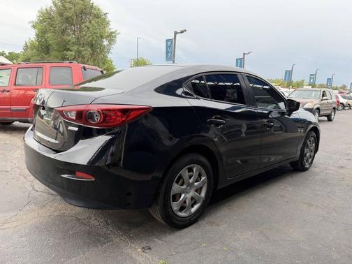 Black 2014 Mazda Mazda3 i Sport