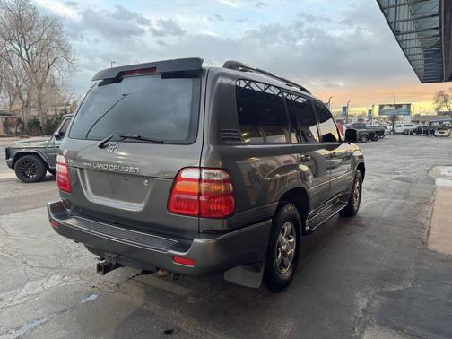 2001 Toyota Land Cruiser Base