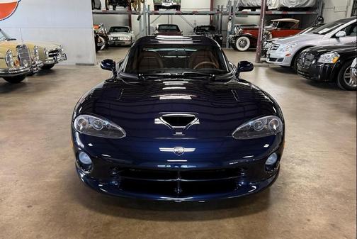 Deep Sapphire Blue Pearlcoat 2001 Dodge Viper GTS