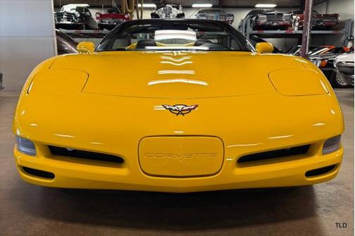2002 Chevrolet Corvette Base