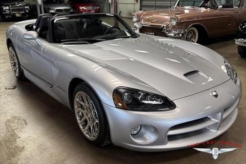 2003 Dodge Viper SRT10