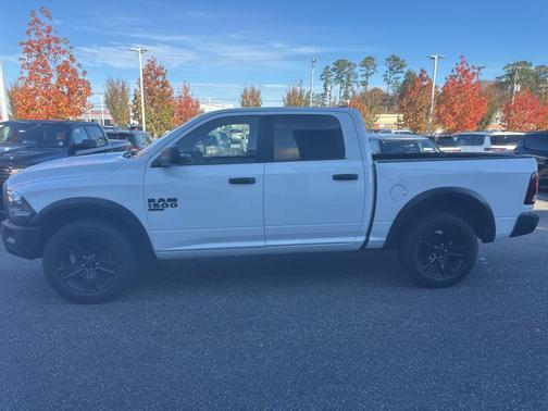 2024 RAM 1500 Classic Warlock Crew Cab 4x4 5'7' Box