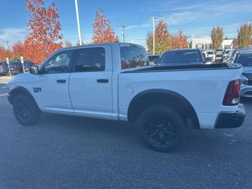 2024 RAM 1500 Classic Warlock Crew Cab 4x4 5'7' Box