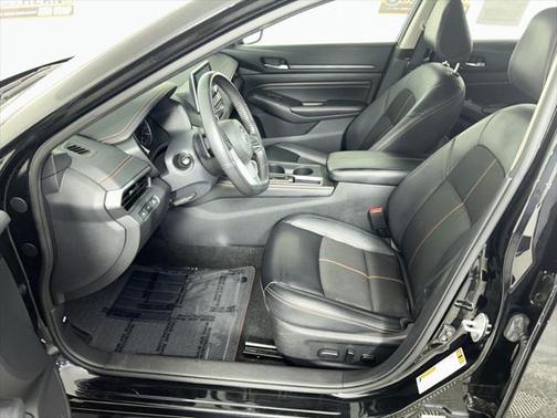 2022 Nissan Altima SR VC-Turbo FWD