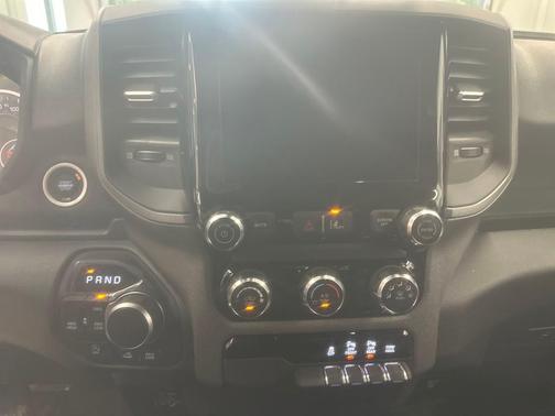 2026 RAM 1500 Warlock Crew Cab 4x4 5'7' Box