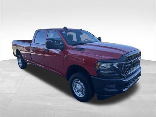 2024 RAM 2500 Tradesman Crew Cab 4x4 8' Box