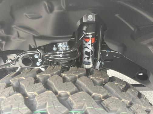 2025 Jeep Gladiator Mojave X