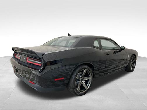 Pitch Black Clearcoat 2023 Dodge Challenger SRT Hellcat