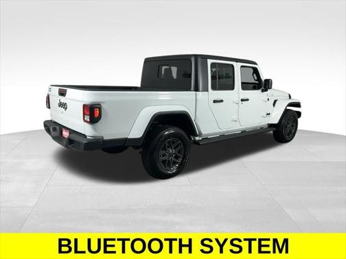 2024 Jeep Gladiator Sport S