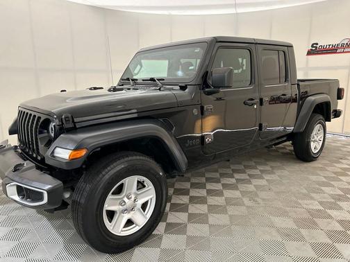 2023 Jeep Gladiator Sport S