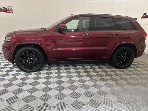 2020 Jeep Grand Cherokee Altitude