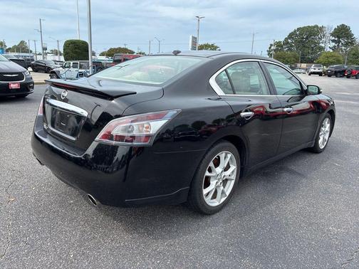2014 Nissan Maxima SV