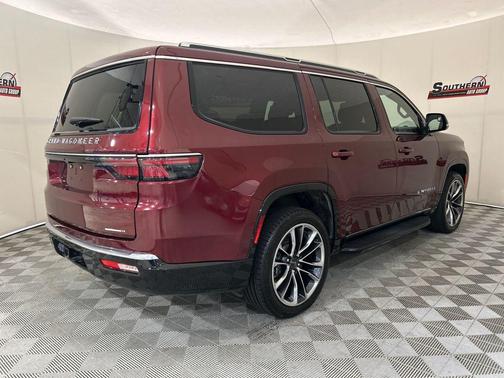 2022 Jeep Wagoneer Series II 4x4