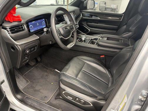 2022 Jeep Wagoneer Series II 4x2