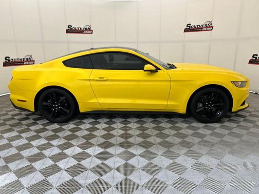 2016 Ford Mustang EcoBoost Premium