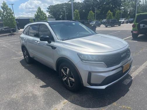 2022 Kia Sorento S