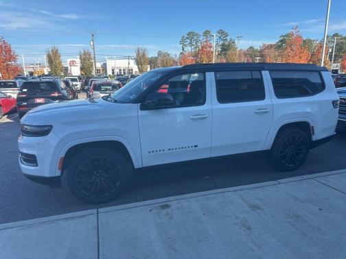 2024 Jeep Grand Wagoneer L Series II 4x4