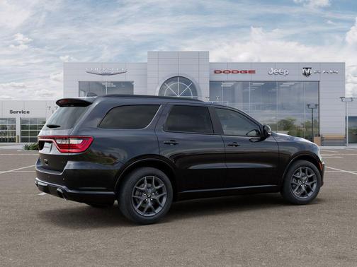 DB Black Crystal Clearcoat 2026 Dodge Durango GT Plus
