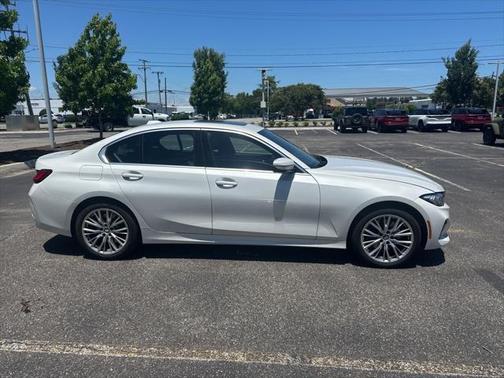 2024 BMW 330 i xDrive