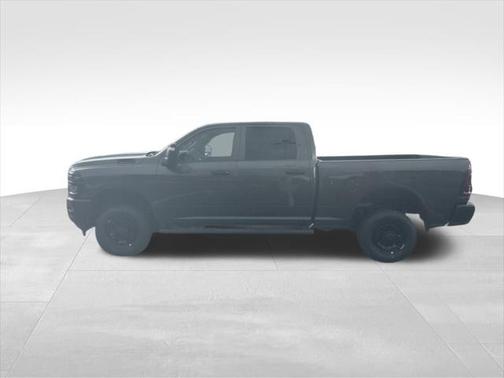 2025 RAM 2500 Tradesman Crew Cab 4x4 6'4' Box