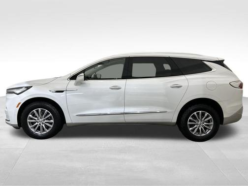 2023 Buick Enclave Essence AWD