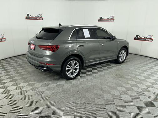 2022 Audi Q3 45 S line Premium Plus