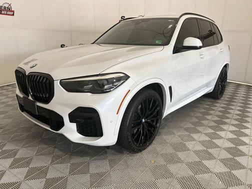 2023 BMW X5 sDrive40i