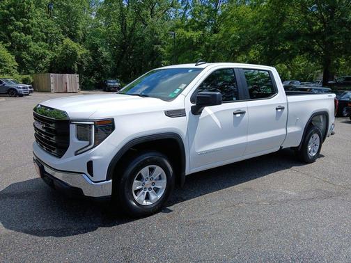 2024 GMC Sierra 1500 Pro