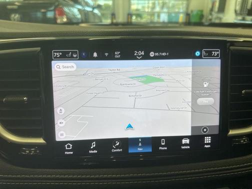 2024 Chrysler Pacifica Hybrid S Appearance Pkg