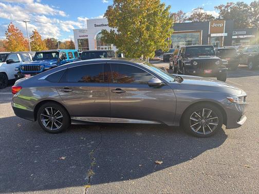 2022 Honda Accord EX-L 1.5T