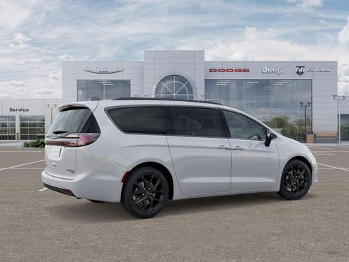 2026 Chrysler Pacifica Limited