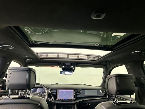 2024 Jeep Grand Wagoneer L Series II 4x4