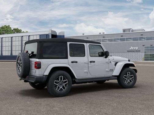 2026 Jeep Wrangler 4-Door Sahara 4x4