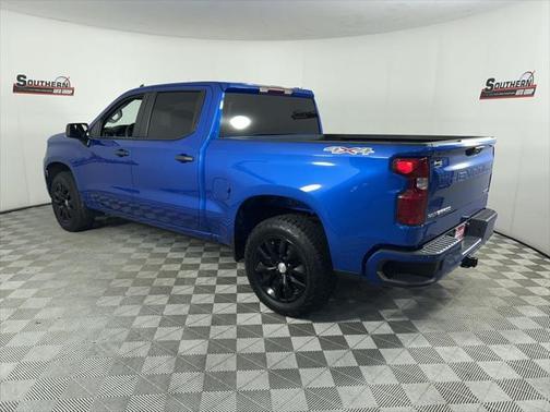 2022 Chevrolet Silverado 1500 Custom