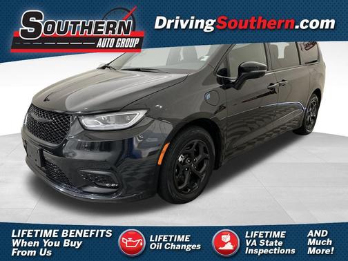 2024 Chrysler Pacifica Hybrid Premium S Appearance Pkg