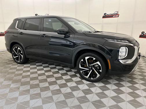 2022 Mitsubishi Outlander SE Launch Edition 2WD