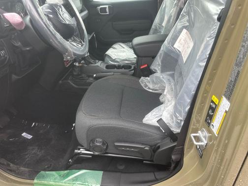 2025 Jeep Gladiator Willys