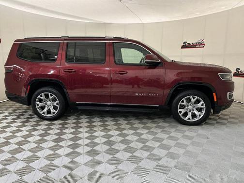 2022 Jeep Wagoneer Series II 4x4